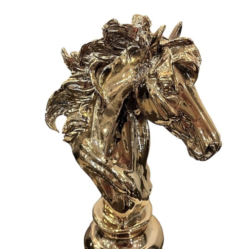 Złota figurka szachowa Koń 26 cm - obrazek 2
